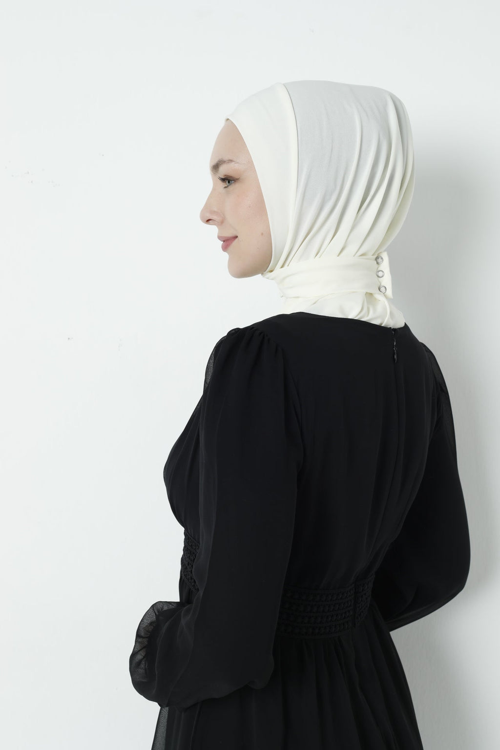 Instant Snap Closure Hijab with Jersey Inner Cap – Ready-to-Wear Hijab