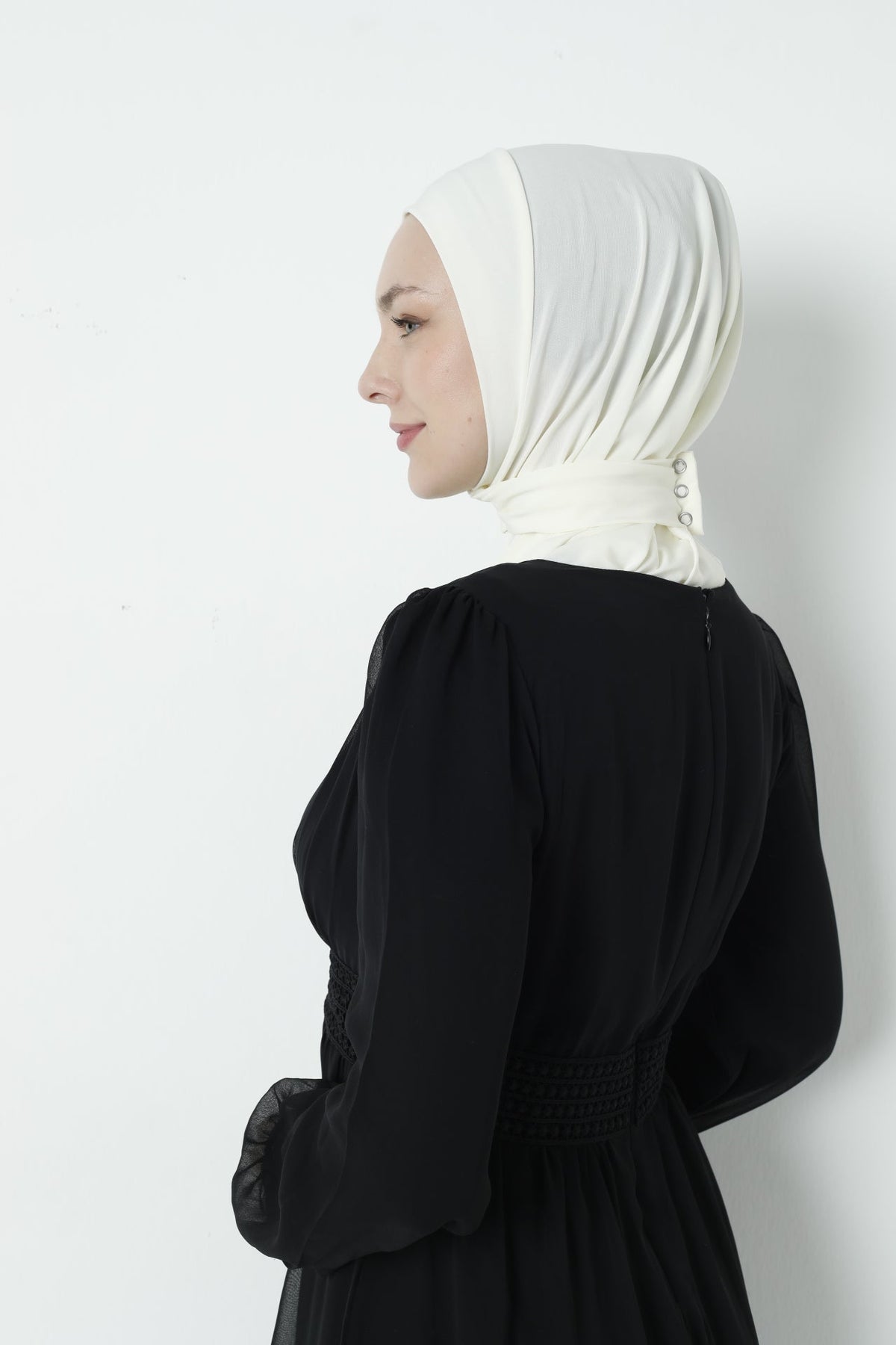 Instant Snap Closure Hijab with Jersey Inner Cap – Ready-to-Wear Hijab