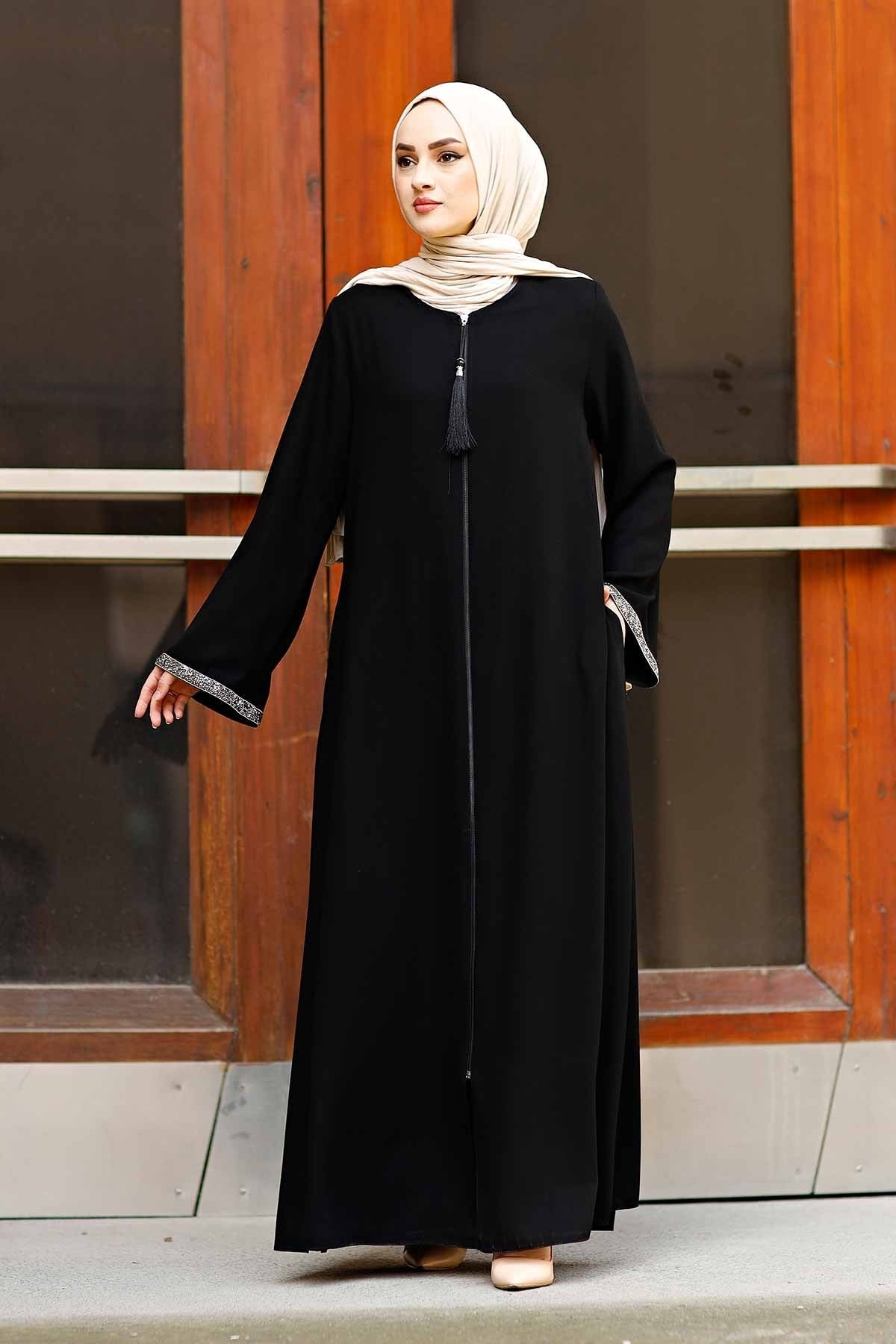 Black Stone-Trimmed Sleeve Abaya with Front Zipper & Tassel – Turkish Abaya