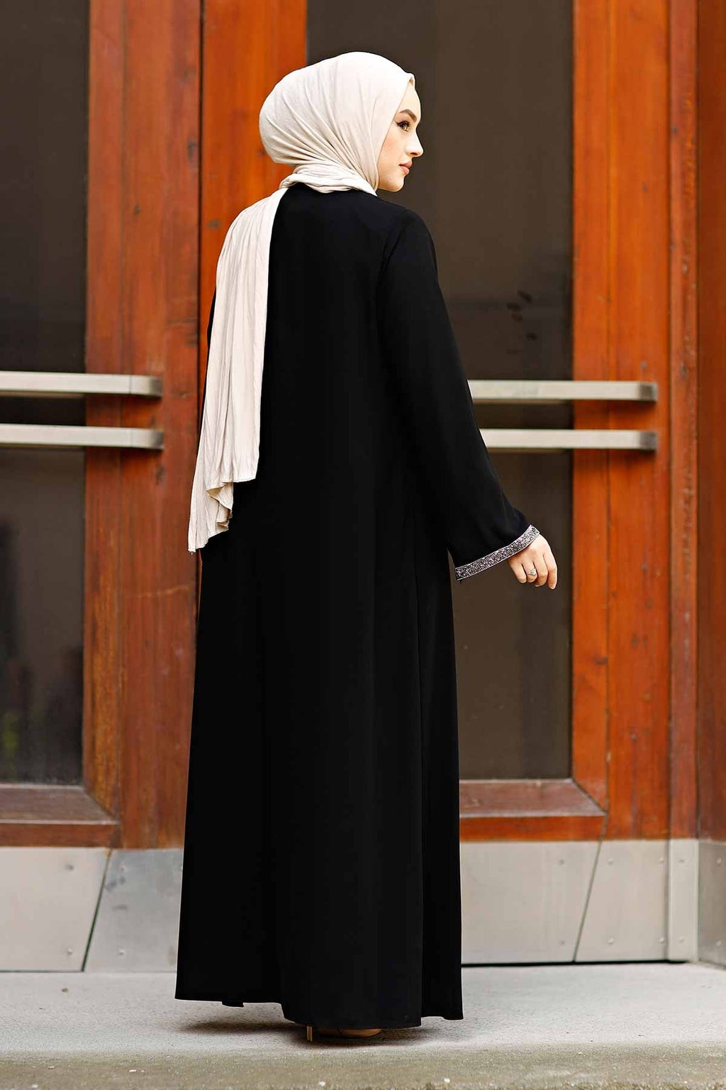 Black Stone-Trimmed Sleeve Abaya with Front Zipper & Tassel – Turkish Abaya